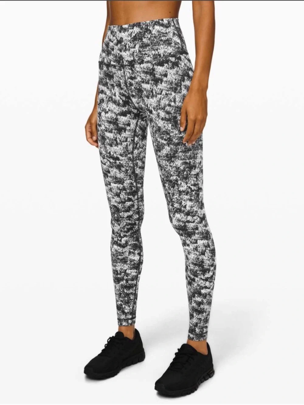 Lululemon Wunder Under High-Rise Tight 28